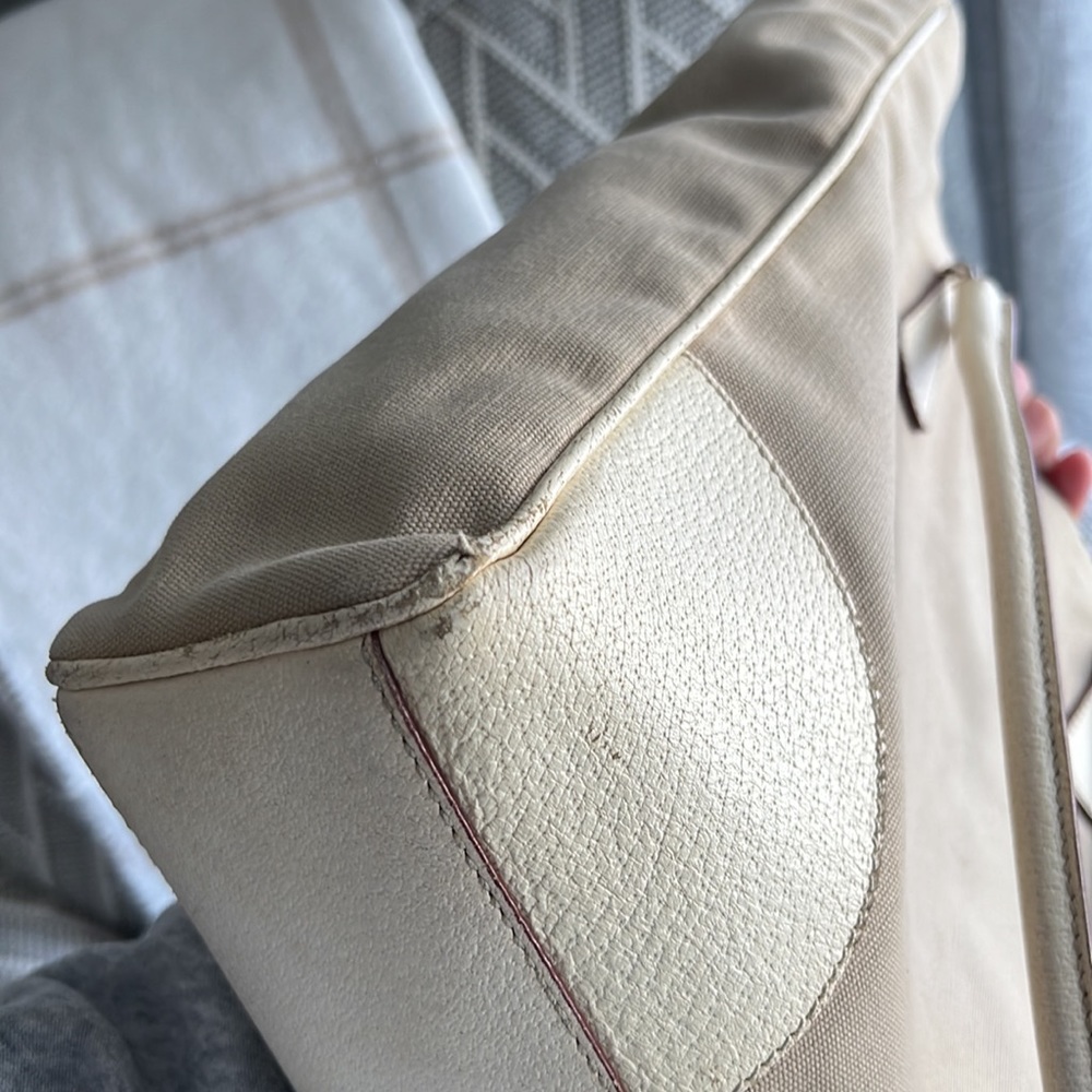 PRADA tote - Picture 14 of 17